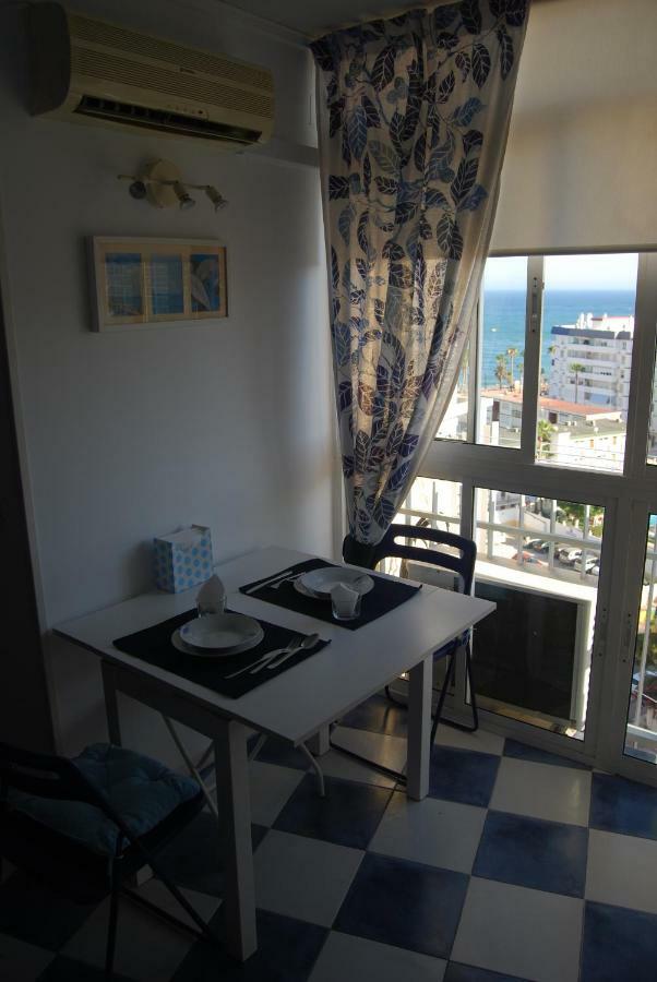 M3 904 Azul Mediterráneo bonito y confortable estudio Benalmádena Exterior foto