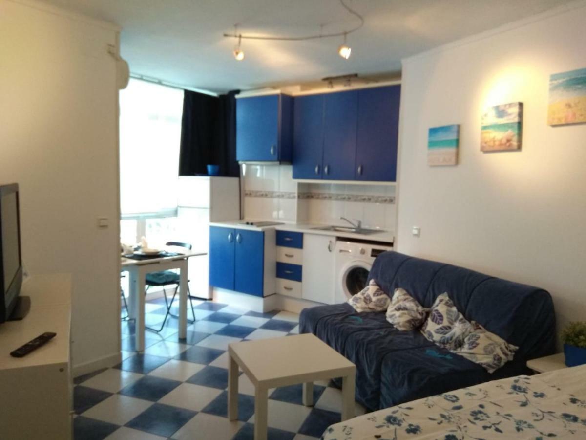 M3 904 Azul Mediterráneo bonito y confortable estudio Benalmádena Exterior foto